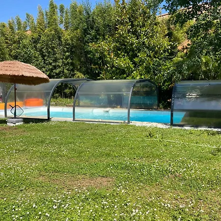 Bed & Breakfast 15min Lyon Calme Acces Piscine Jardin Dardilly